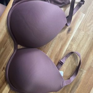 Victoria’s Secret pink wear everywhere super push-up bra